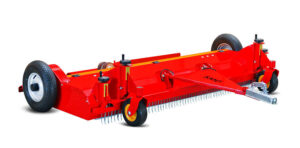 TurfCare TCA2000 Cikkszám: 6400193 Talajmeghajtású, vontatható eszköz műfű tisztítására és karbantartására.