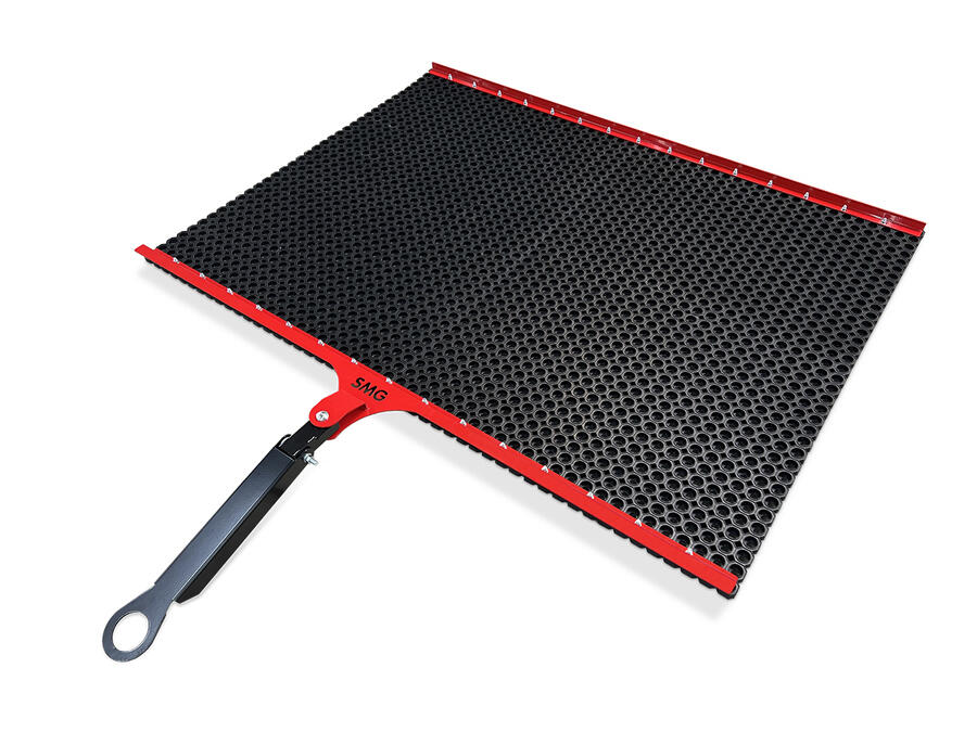 Gumi húzószőnyeg Cikkszám: 6400241 Gumi húzószőnyeg acél kerettel, 1500 x 2000 x 70 mm.